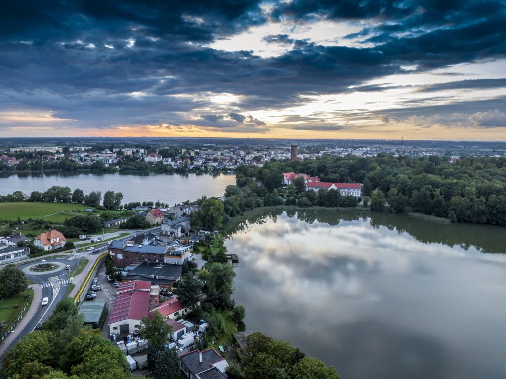2023-09-01 - lot dronem na slubie Klaudii i Lukasza w Czluchowie_149-topaz-denoise-sharpen wesele w Starej Kaszarni w Człuchowie