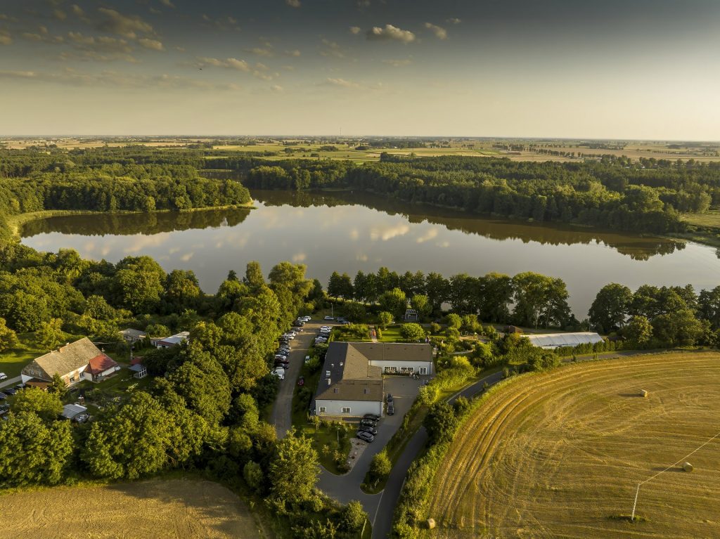 2025-08-09 - lot dronem na slubie Natalii i Lukasza w Kowalewie Pomorskim i Chelmzy_241-topaz-denoise-sharpen Ośrodek Wypoczynkowy Grodno & Sala Zakątek Ruczaj Chełmża z drona